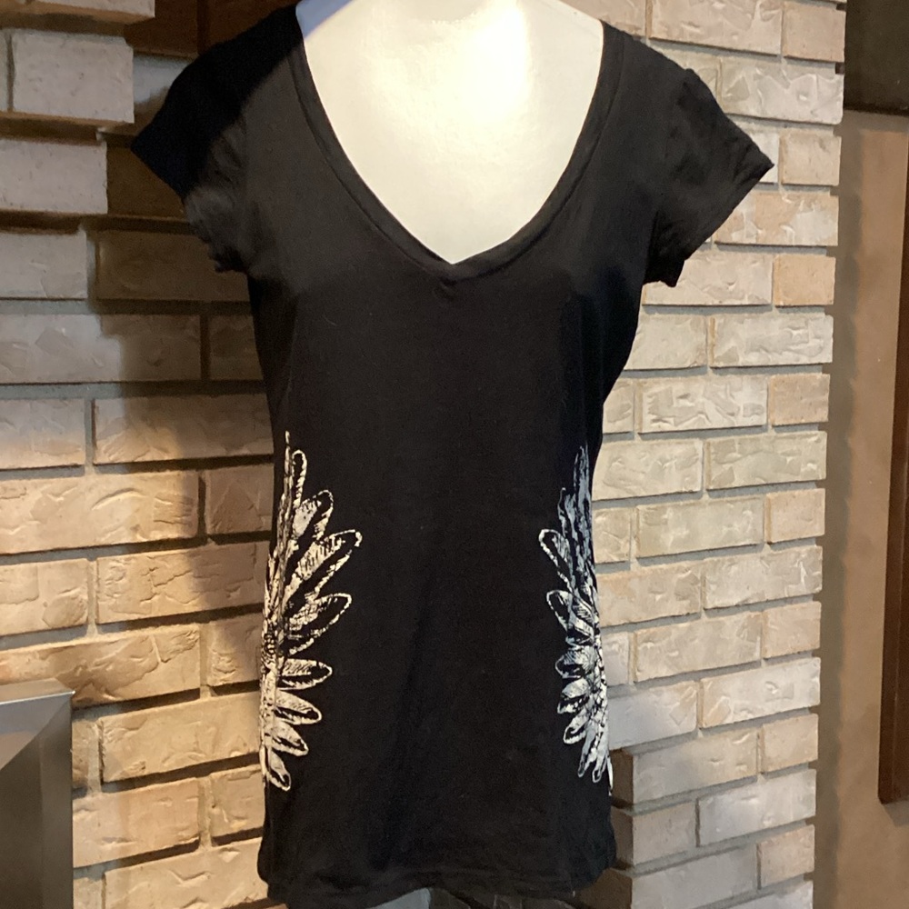 Black V-Neck Women’s Top with rhinestone crown, faith, short sleeve Design